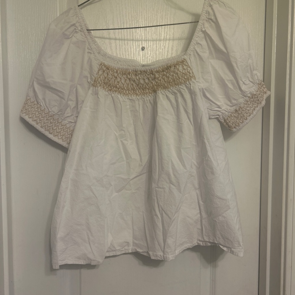 Wonderly White Peasant Top with Beige Smocking